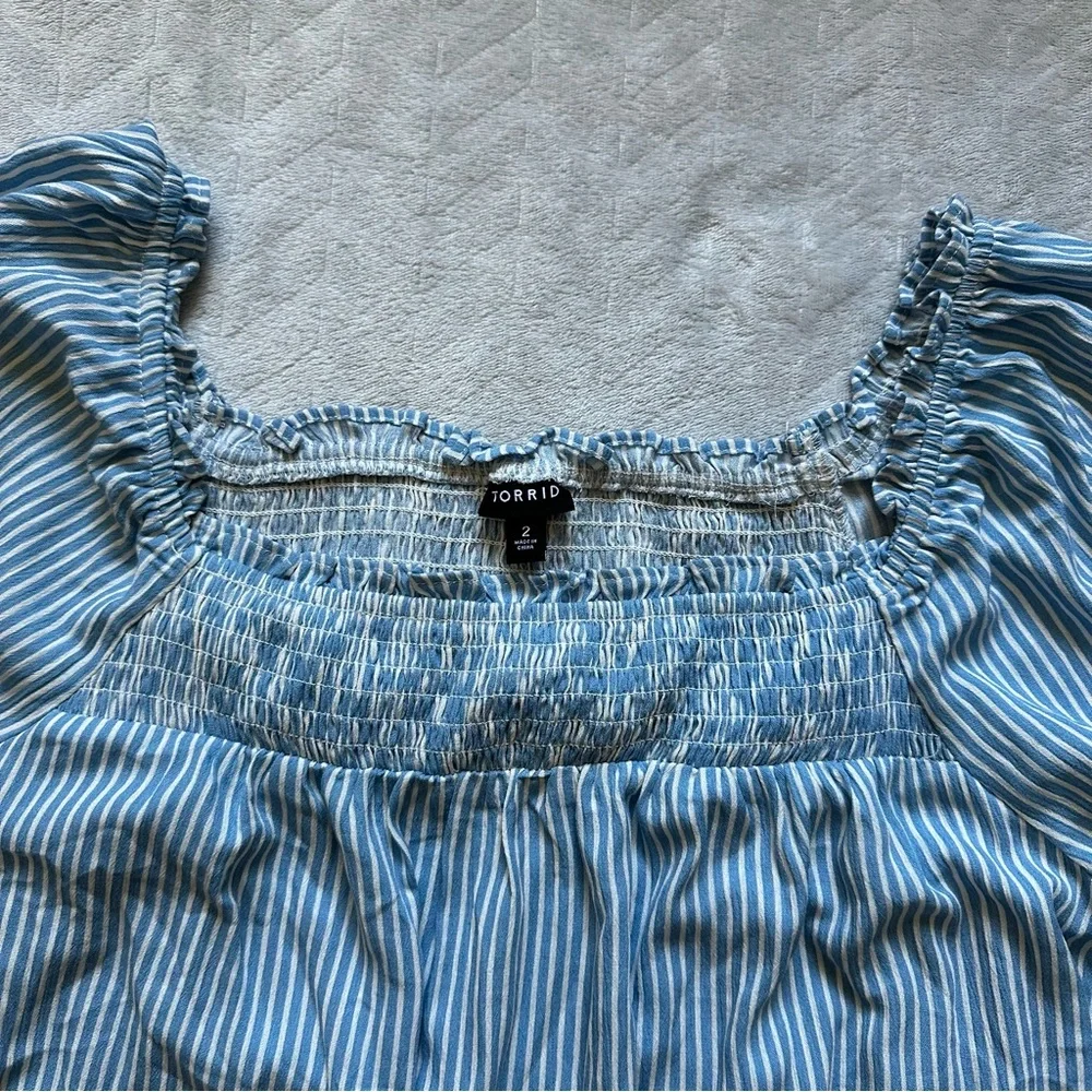 Torrid Gauze Smocked Yoke Top Stripe Blue and White‎ Size 2X
